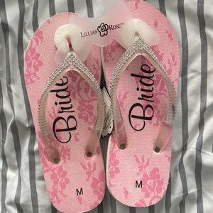 Never worn medium bride flip flops size 7-8